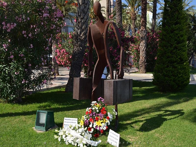 2016 07 05 ALICANTE -ESPAGNE-HOMMAGE A NOS MORTS ET DISPARUS DU 5 JUILLET 1962 A ORAN (3).jpg